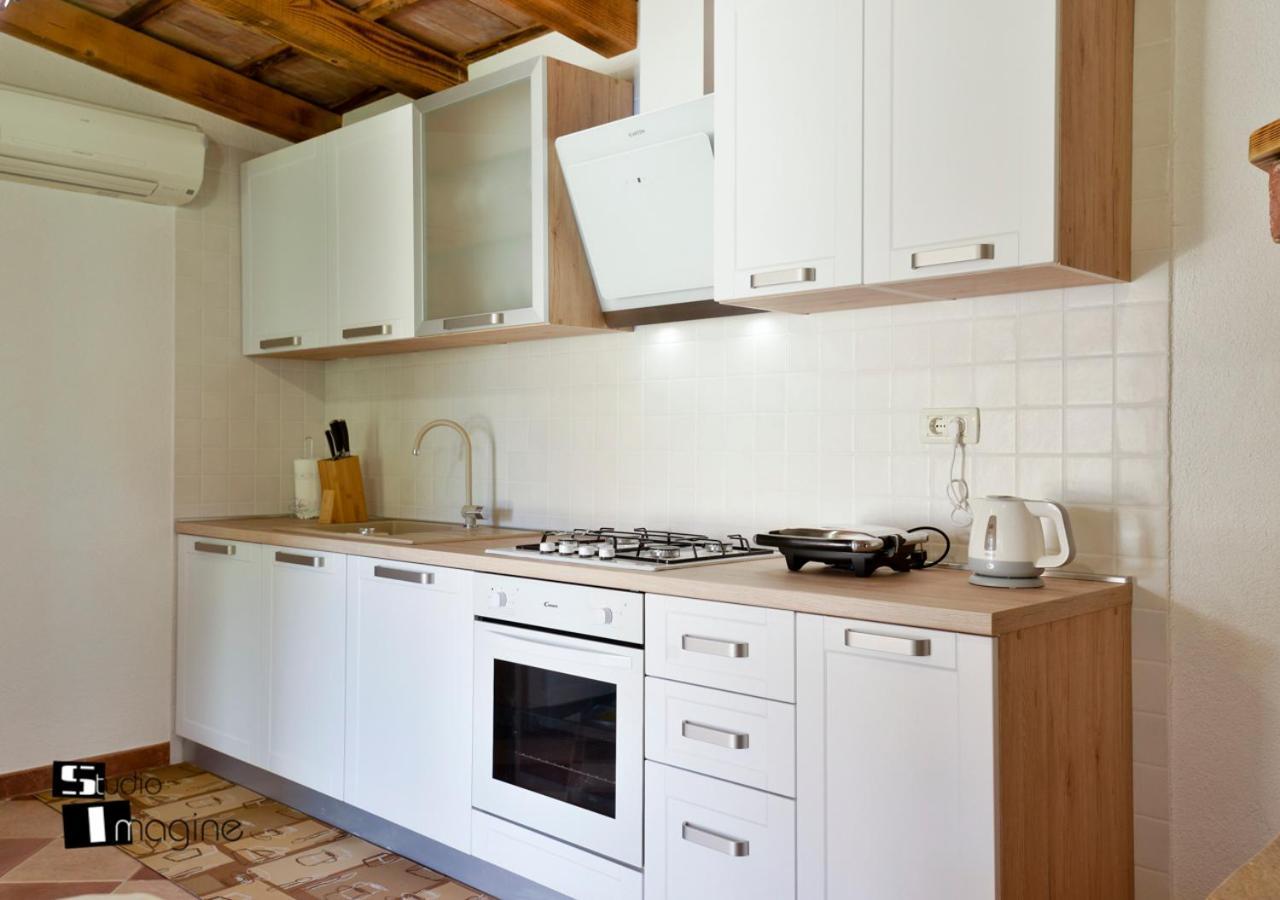 אומאג Charming Stone Cottage By The Sea מראה חיצוני תמונה