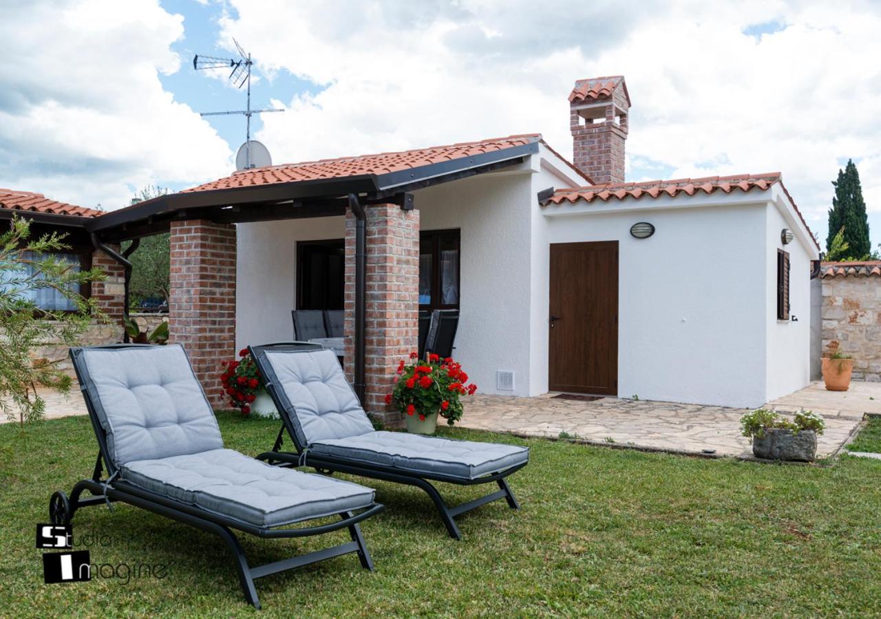 אומאג Charming Stone Cottage By The Sea מראה חיצוני תמונה